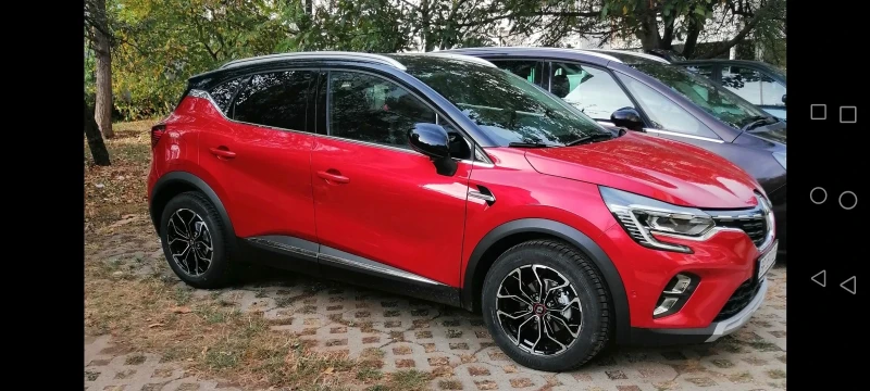 Renault Captur, снимка 1 - Автомобили и джипове - 47210020