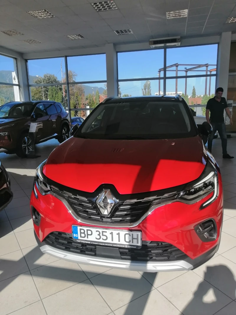 Renault Captur, снимка 11 - Автомобили и джипове - 47210020