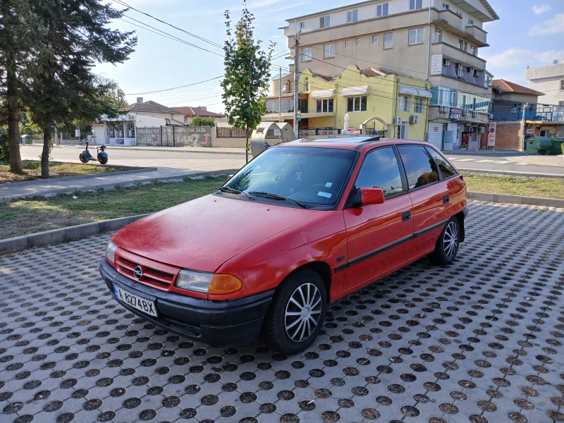 Opel Astra 1.6ГАЗ/БЕНЗИН, снимка 1 - Автомобили и джипове - 47314284