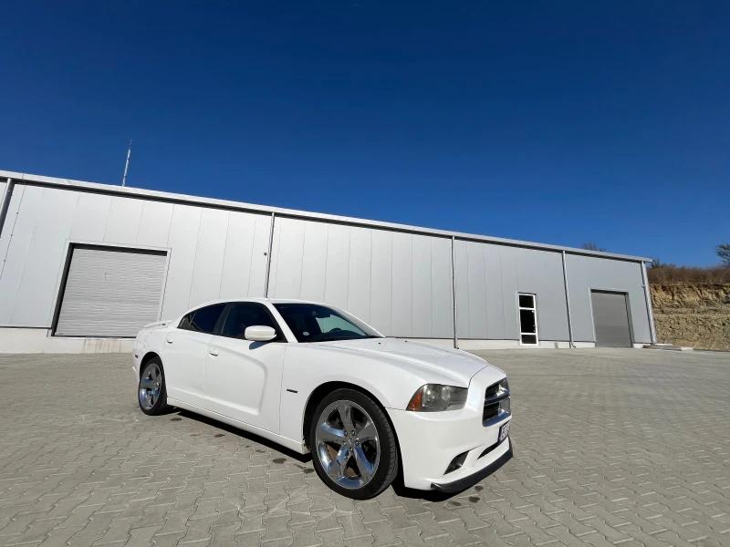 Dodge Charger R/T 5.7, снимка 3 - Автомобили и джипове - 47650935