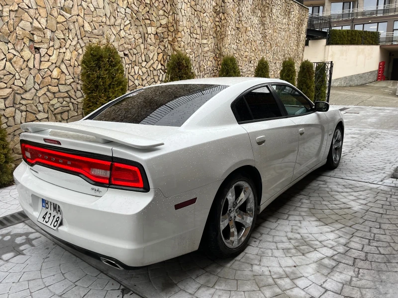 Dodge Charger R/T 5.7, снимка 5 - Автомобили и джипове - 47650935