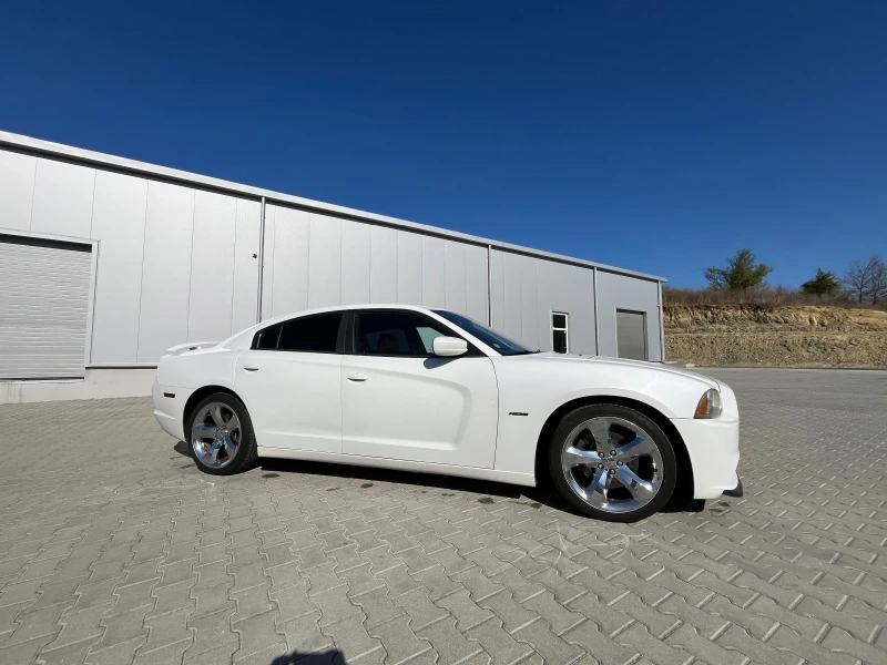 Dodge Charger R/T 5.7, снимка 4 - Автомобили и джипове - 47650935