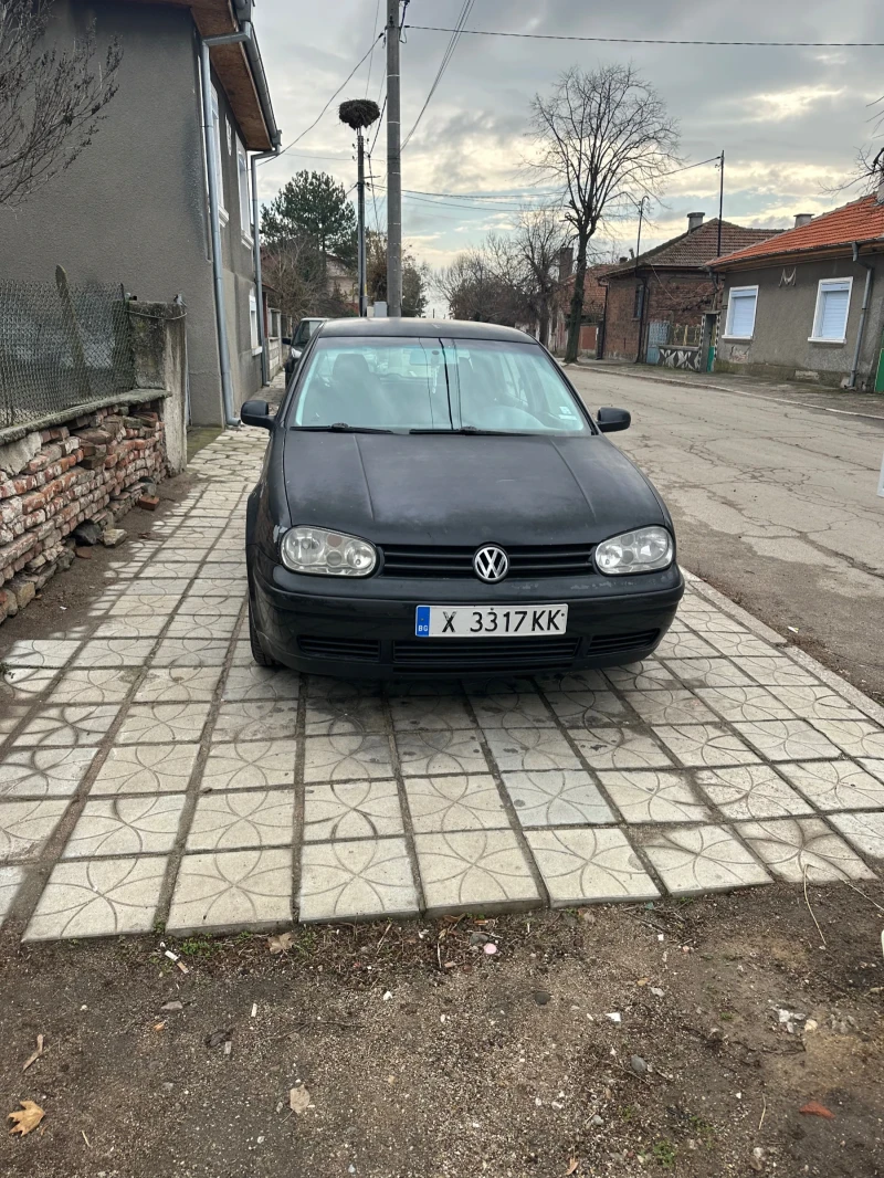 VW Golf 4, снимка 3 - Автомобили и джипове - 48228142