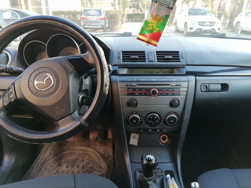 Mazda 3 Фейслифт , снимка 1 - Автомобили и джипове - 49211045