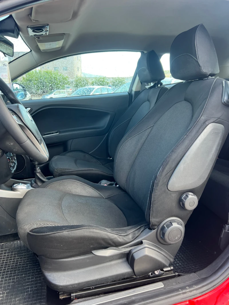Alfa Romeo MiTo 1.6JTD, снимка 11 - Автомобили и джипове - 51085929