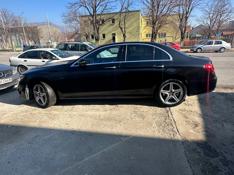 Mercedes-Benz E 300 DE EQ POWER PLUG IN HYBRID AMG LINE 9G-TRONIK PLUS, снимка 8 - Автомобили и джипове - 52356934