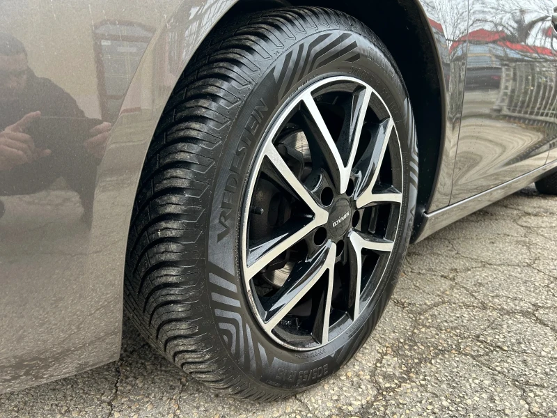 Peugeot 308 1.6HDI NAVI LED, снимка 8 - Автомобили и джипове - 52898178