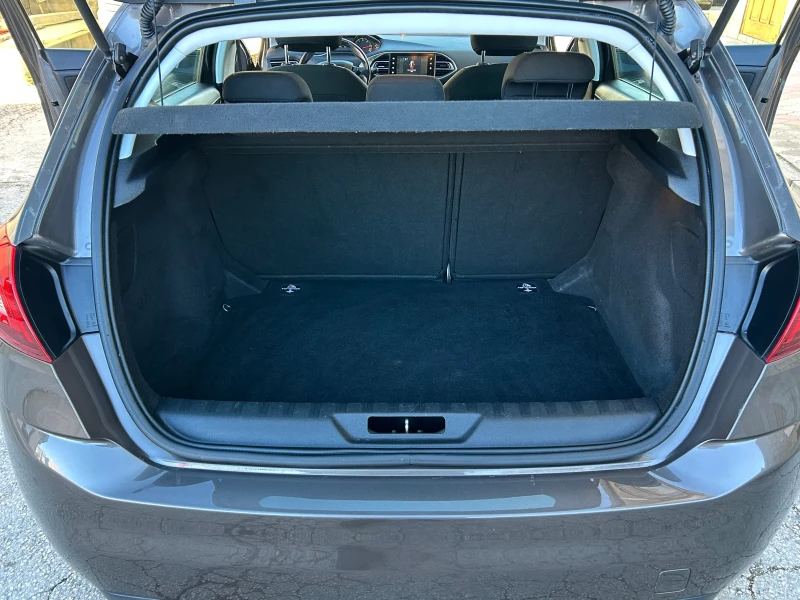 Peugeot 308 1.6HDI NAVI LED, снимка 14 - Автомобили и джипове - 52898178