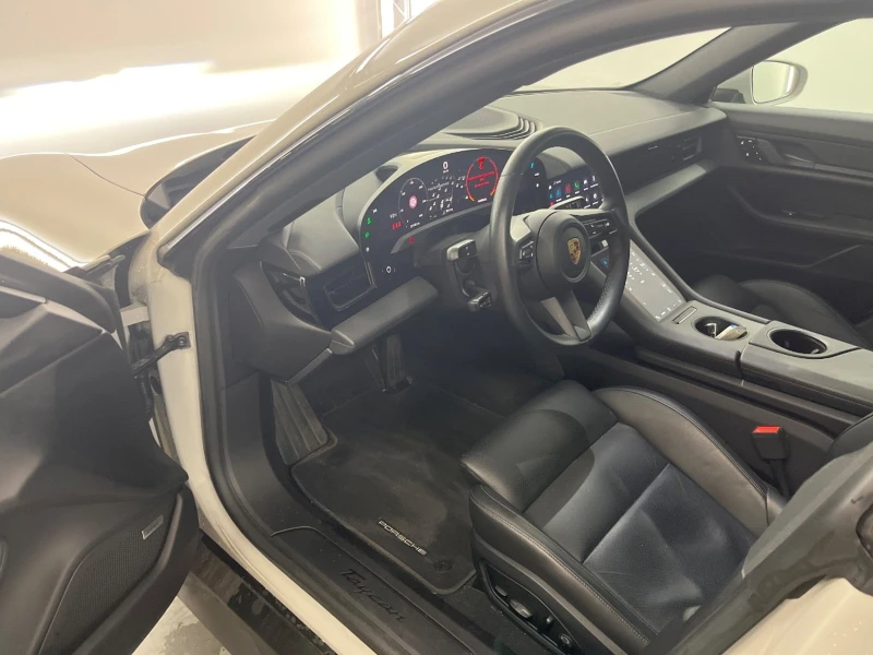 Porsche Taycan 4S PERFORMANCE 93 kWh | AWD | ГАРАНЦИЯ, снимка 6 - Автомобили и джипове - 53186115