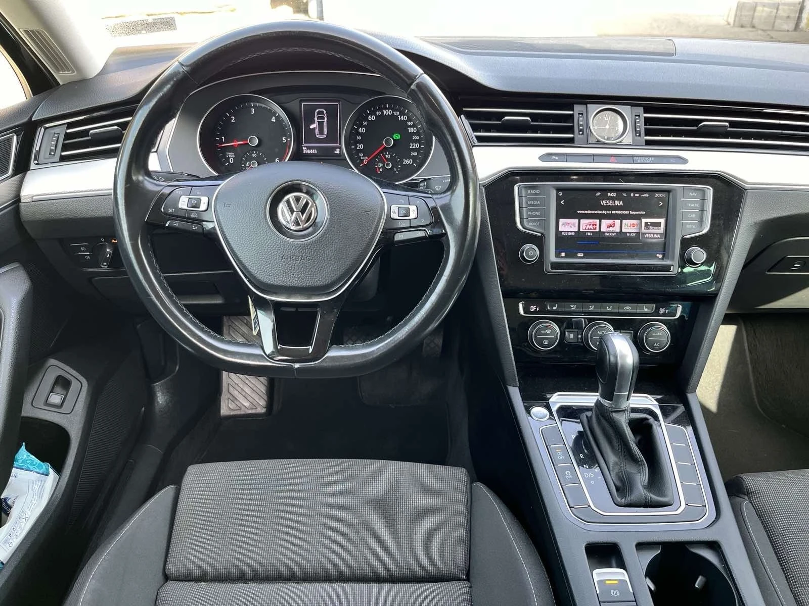 VW Passat Variant - изображение 4