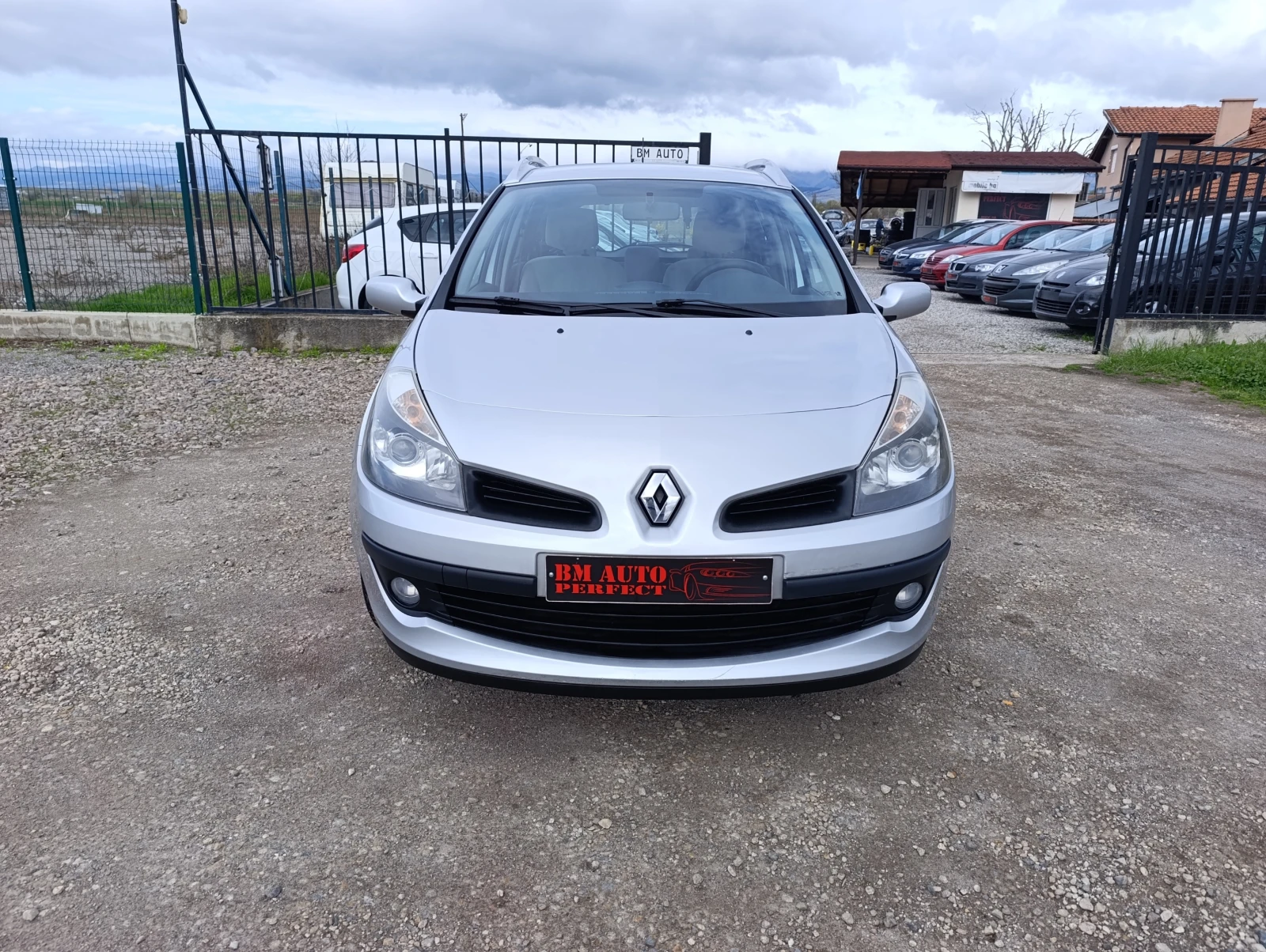 Renault Clio 1.2i-75 кс.Бензин - изображение 2