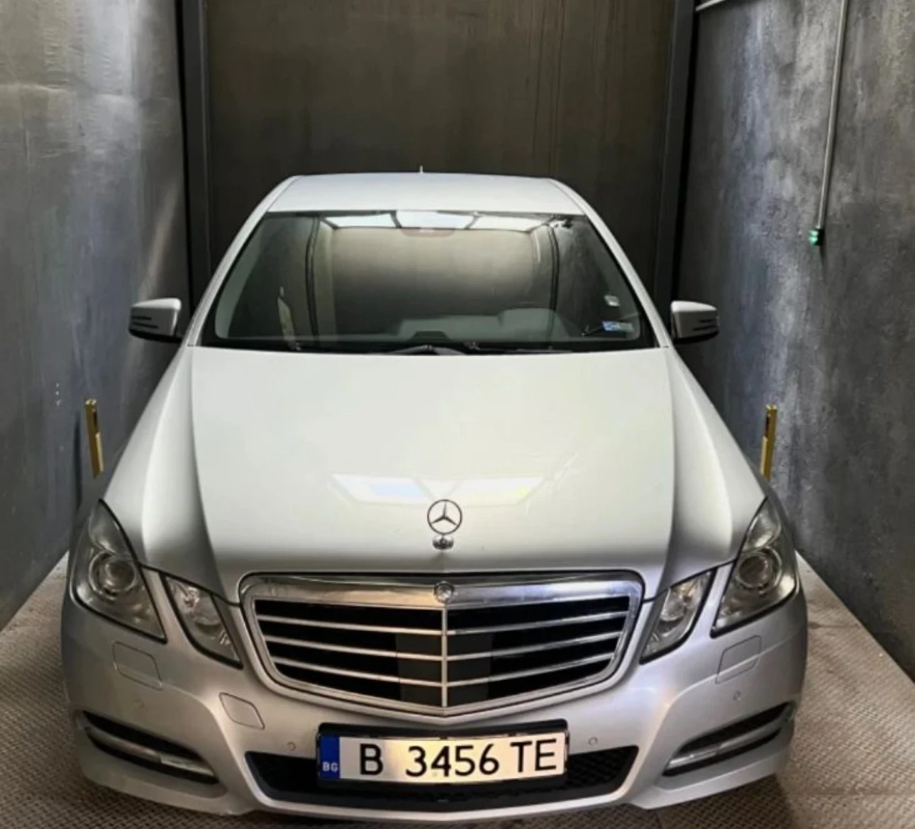 Mercedes-Benz E 350  - изображение 6