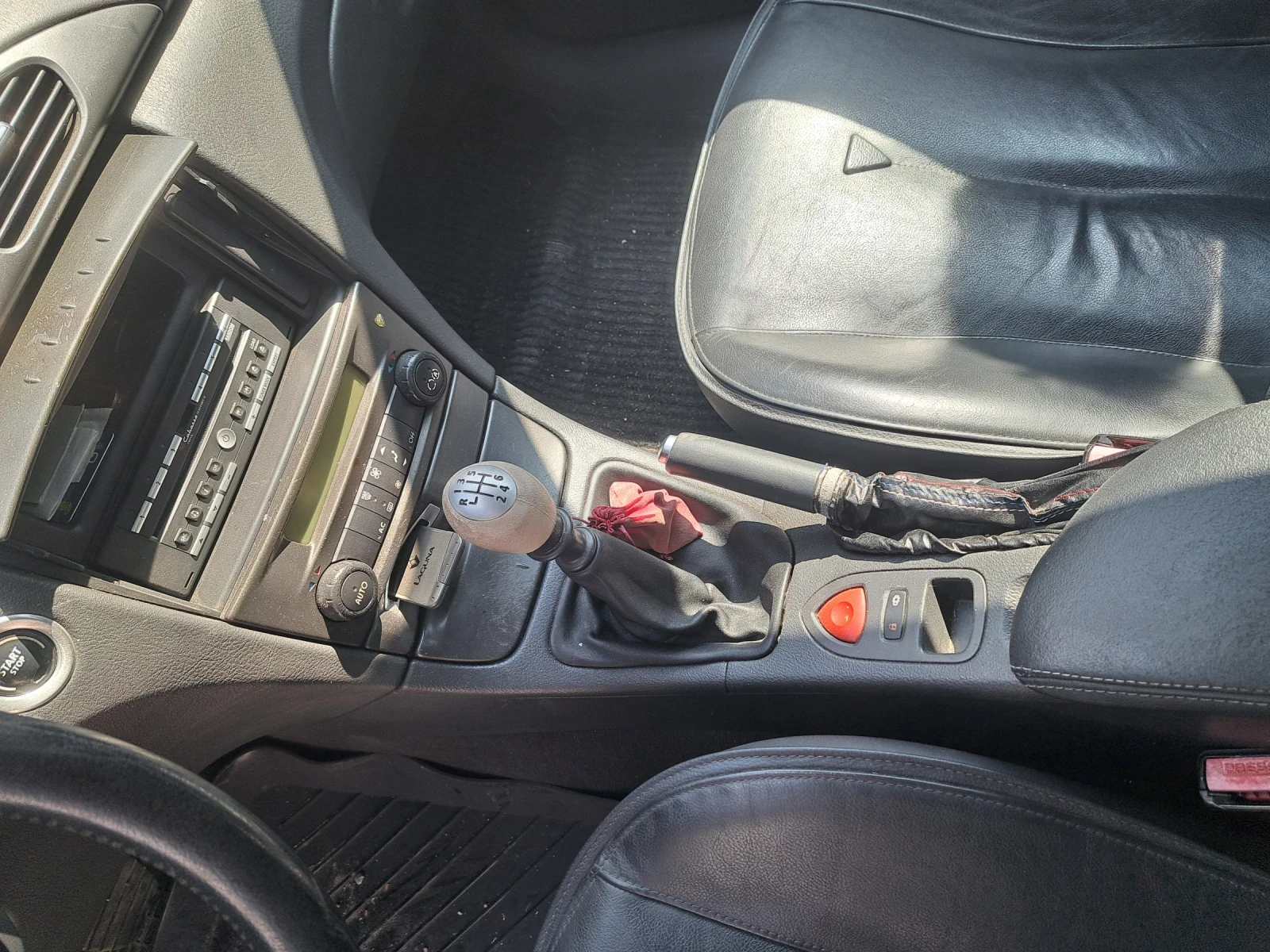 Renault Laguna 2.2 150к.с - изображение 9