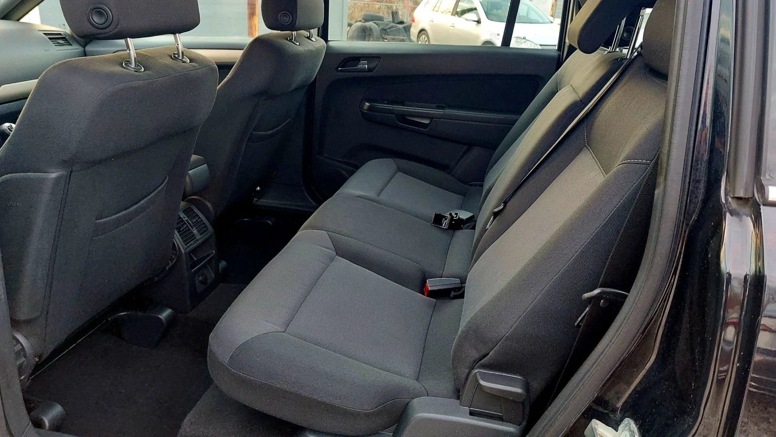 Opel Zafira 1.6CL  SWISS 7места - изображение 10
