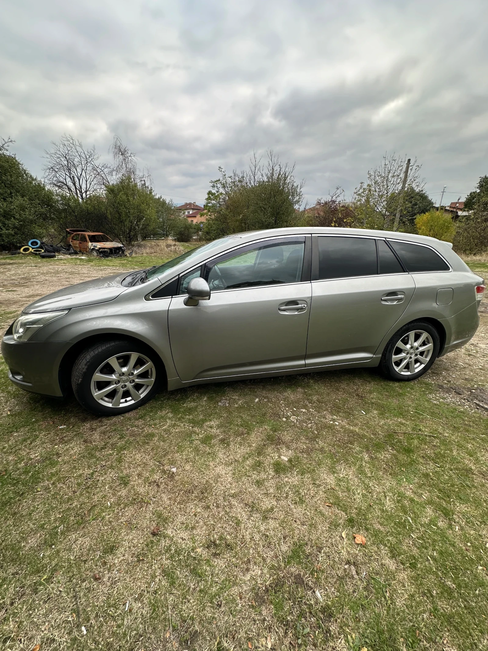 Toyota Avensis | Mobile.bg   1
