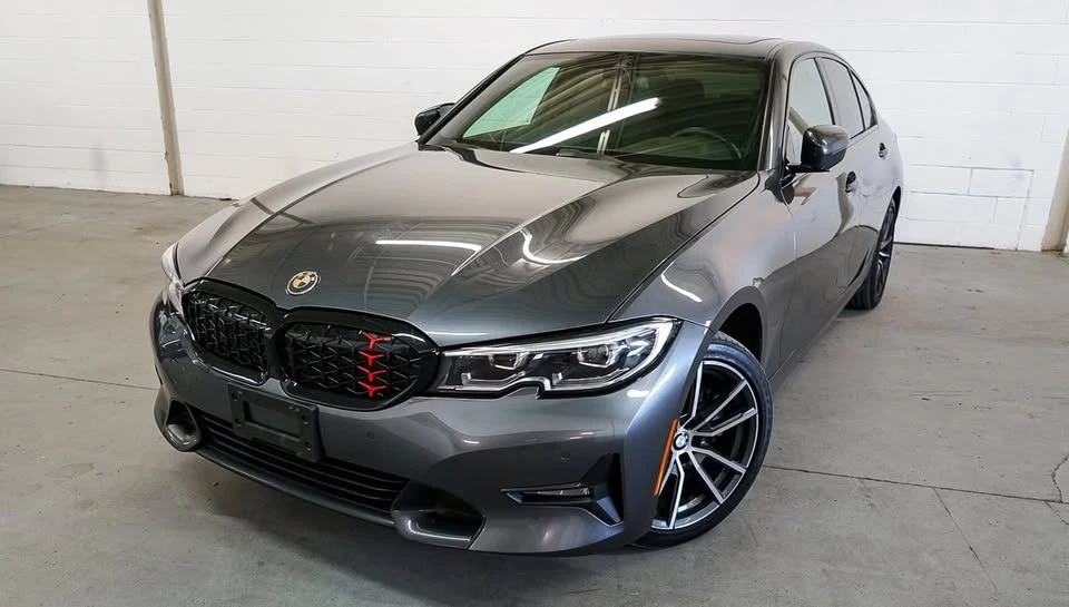 BMW 330 XDRIVE * * CARFAX * * АВТО КРЕДИТ * *  - изображение 2