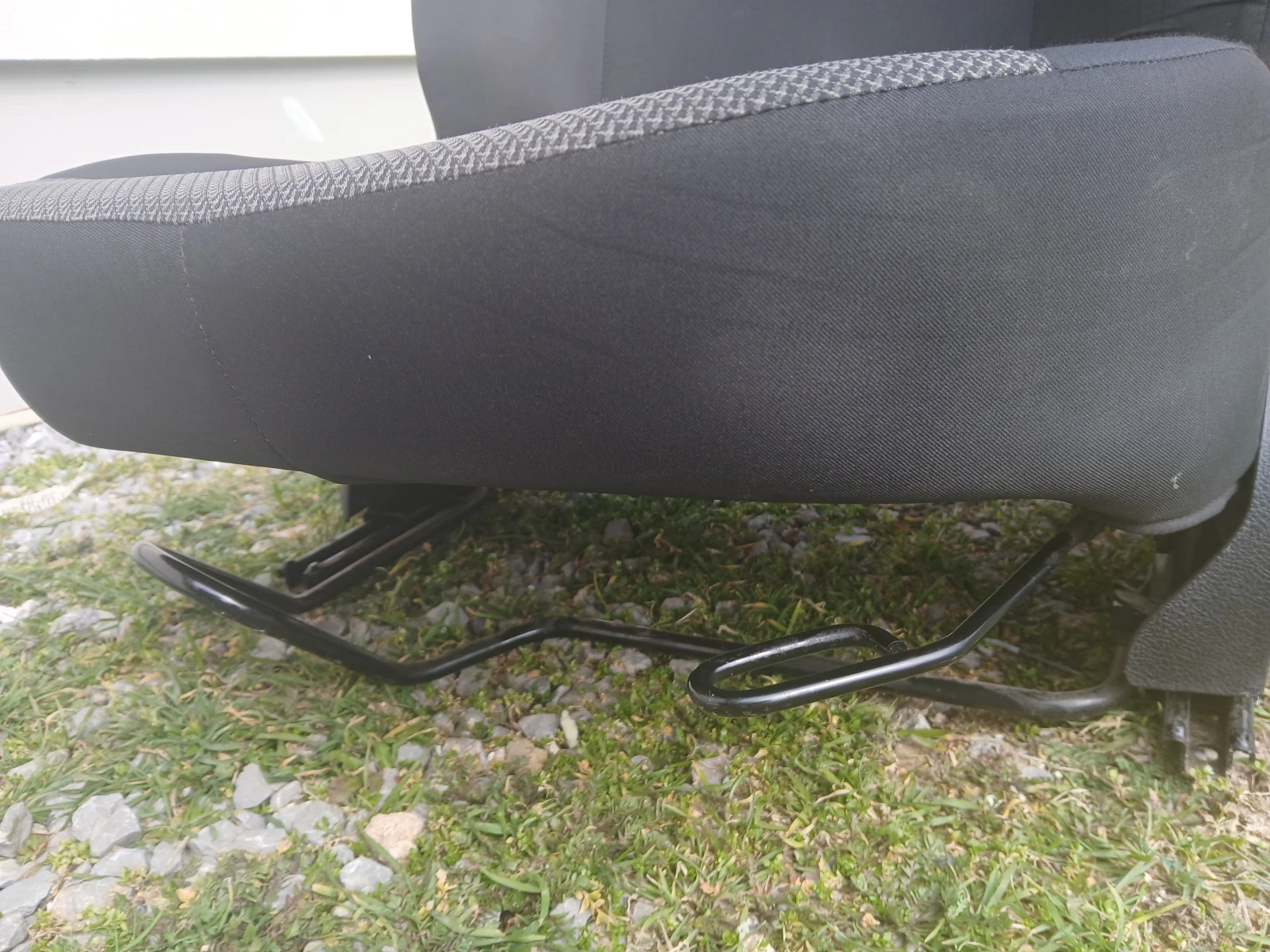 Dacia Dokker лява седалка, снимка 11 - Автомобили и джипове - 52346010