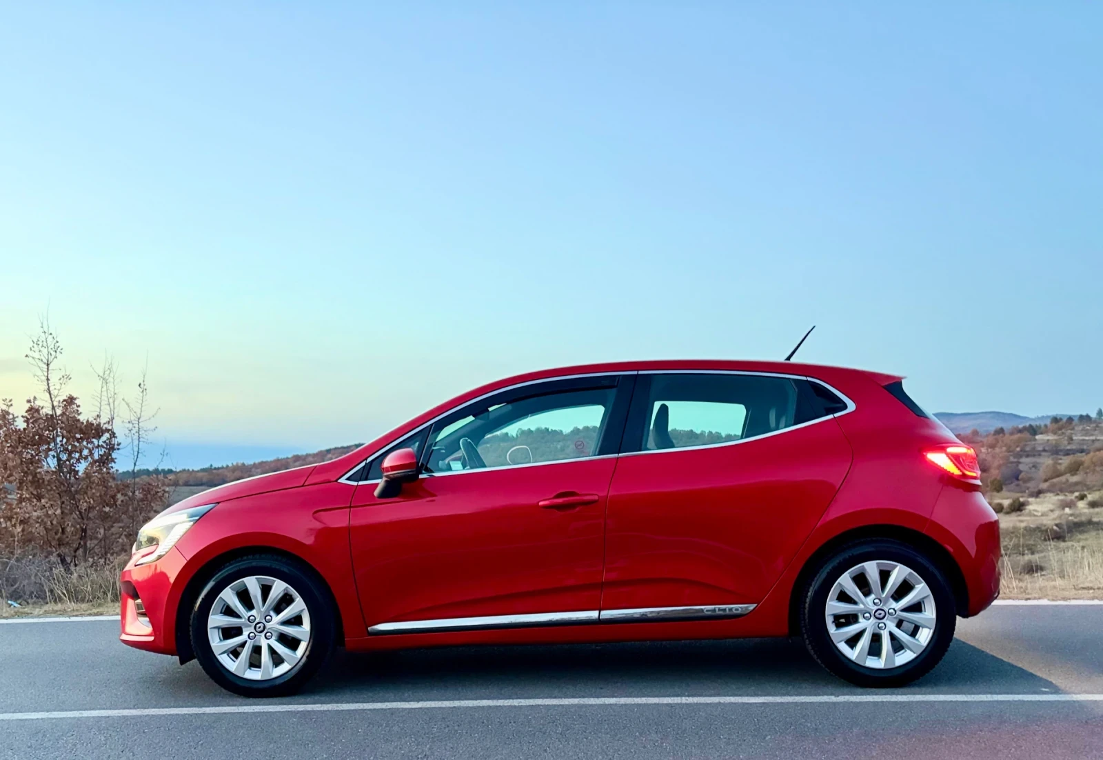 Renault Clio Renault Clio 1.0 TCe 90, Климатроник, Full LED - изображение 3