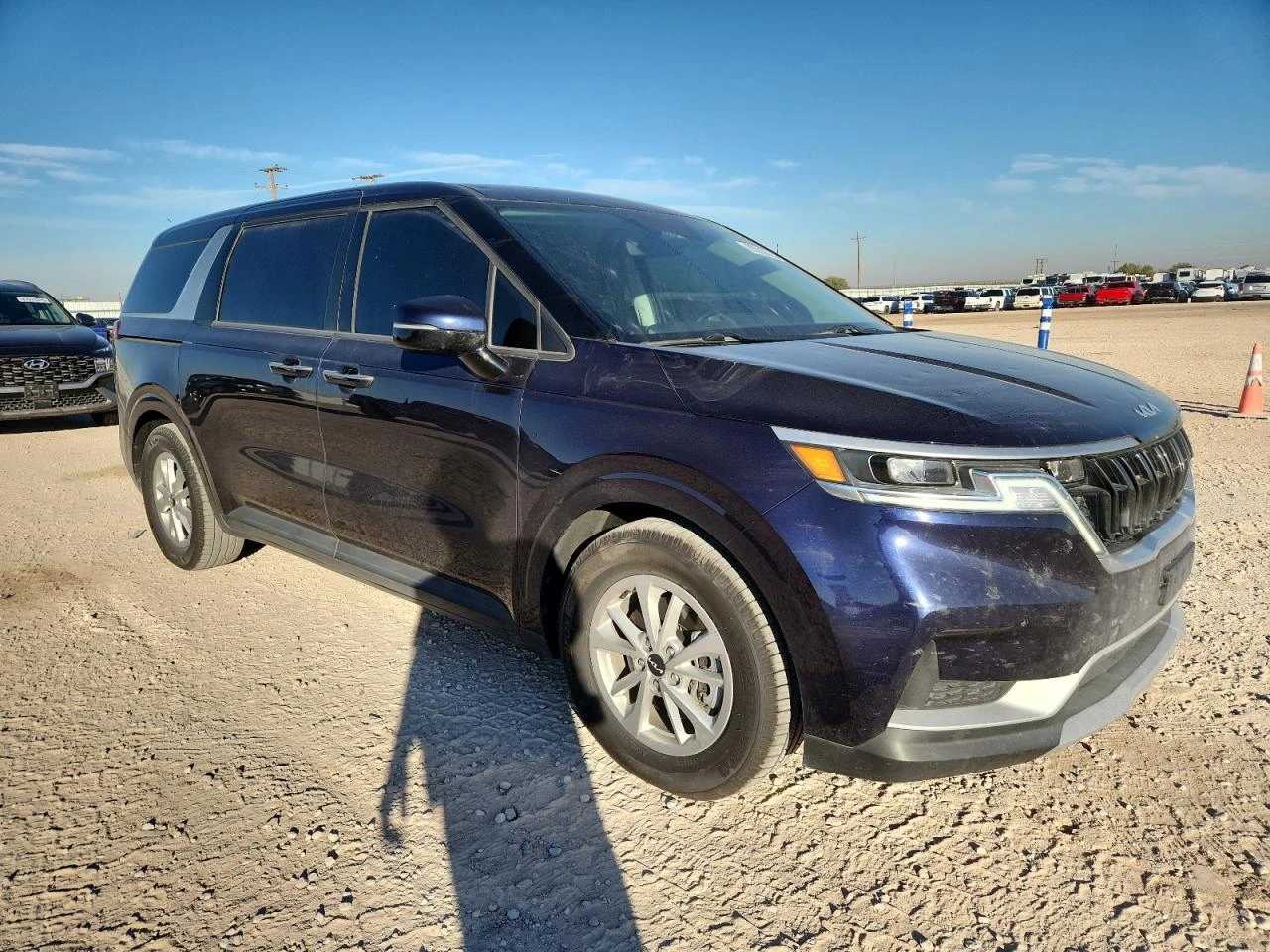 Kia Carnival * LX* 8-МЕСТА* БЕЗ УДАР*  - изображение 4