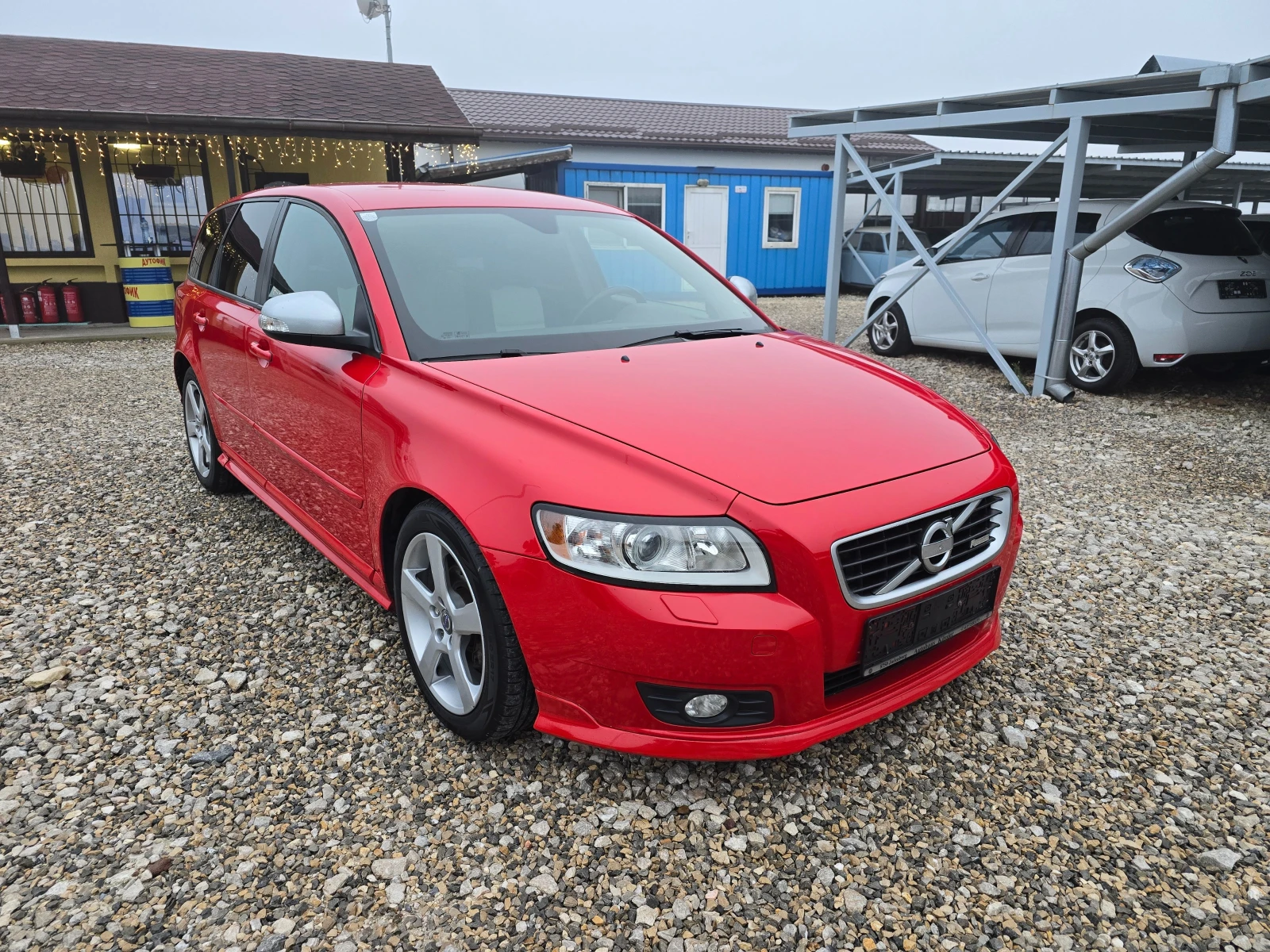 Volvo V50 1, 6 D D2 R-DESIGN !! 6 СКОРОСТИ !! FACE LIFT !! - изображение 7