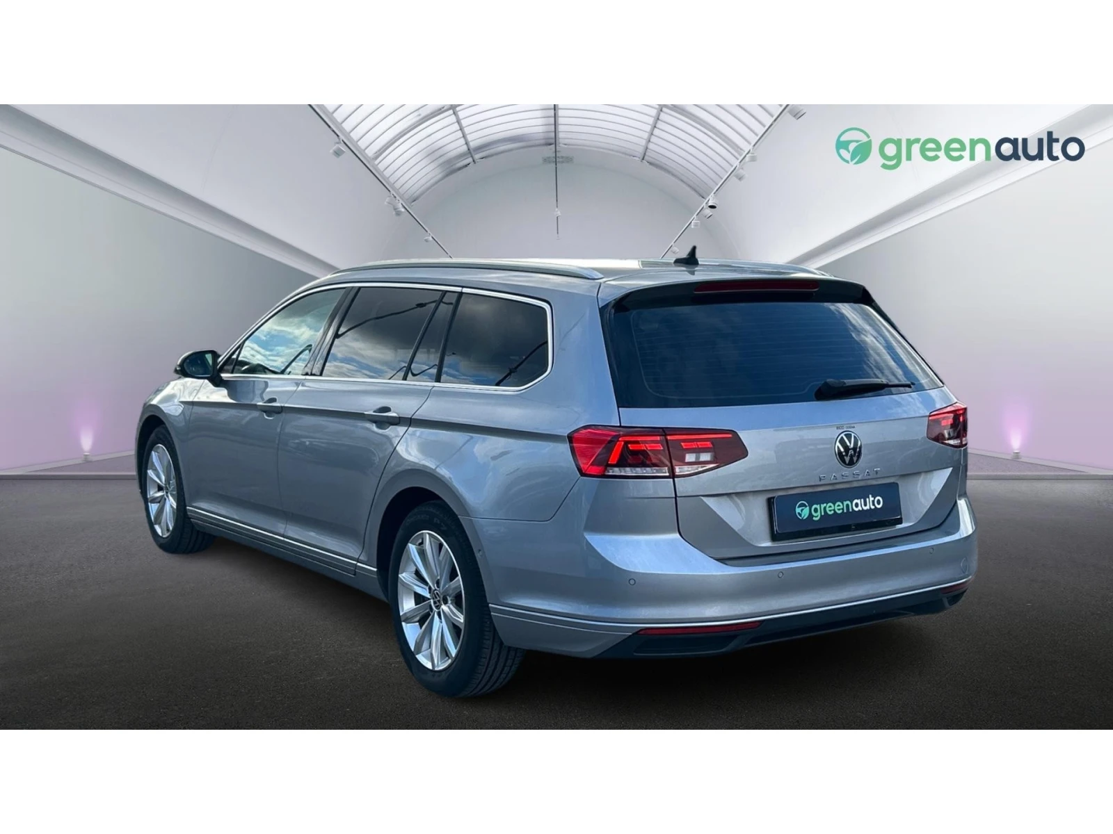 VW Passat 2. 0 TDi DSG SCR, Месечна вноска от 499 лв. - изображение 2