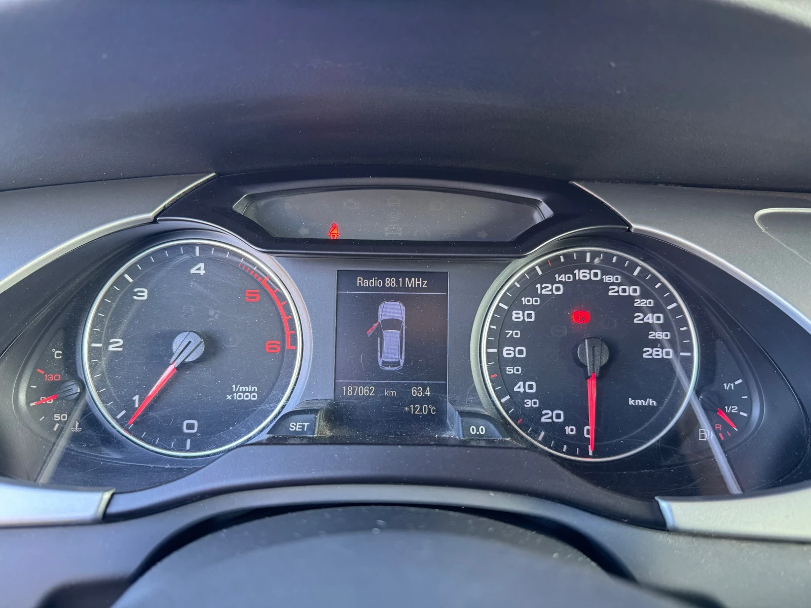 Audi A4 2.0TDI 170k.c. * Bi Xenon * LED * �������� ������ | Mobile.bg � ����������� 11