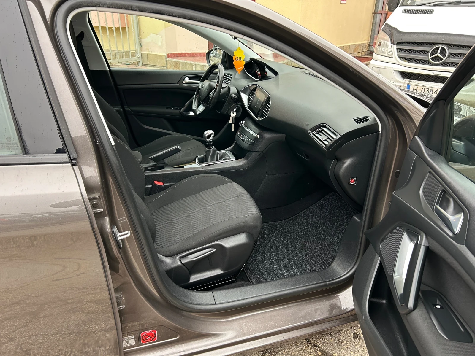 Peugeot 308 1.6HDI NAVI LED | Mobile.bg � ����������� 11