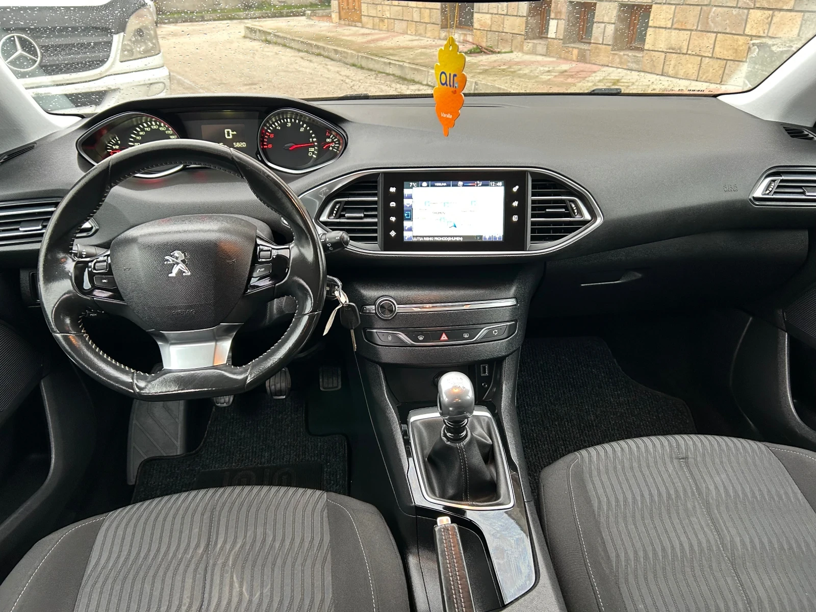 Peugeot 308 1.6HDI NAVI LED - изображение 10