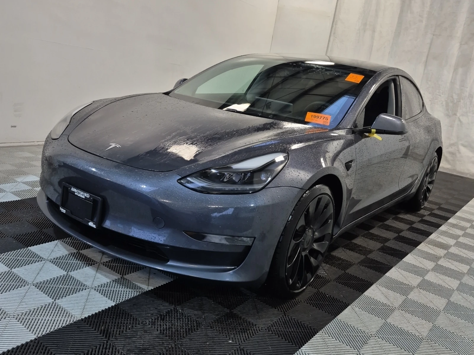 Tesla Model 3 Performance * CARFAX * ����� �� ����������� *  | Mobile.bg � ����������� 1
