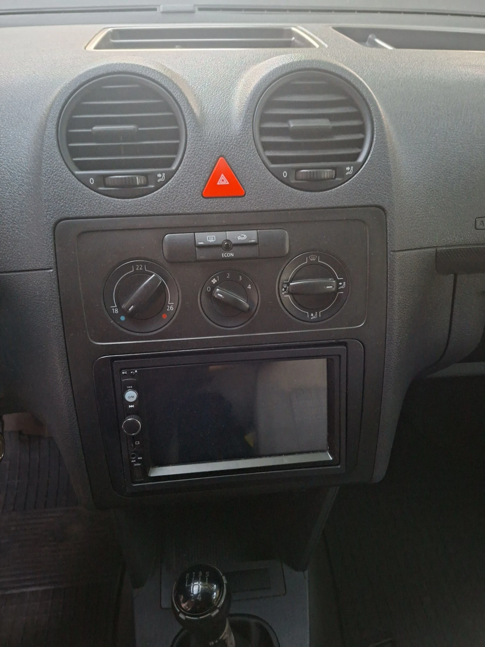 VW Caddy 1.9TDI 105 AC, снимка 16 - Автомобили и джипове - 54135677