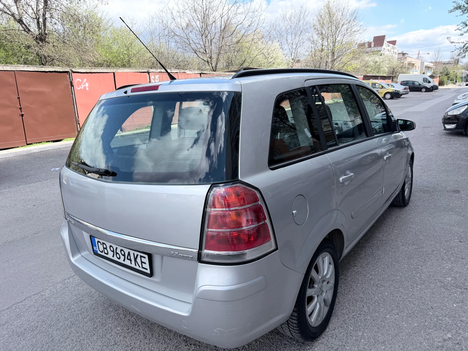 Opel Zafira, снимка 3 - Автомобили и джипове - 54160852