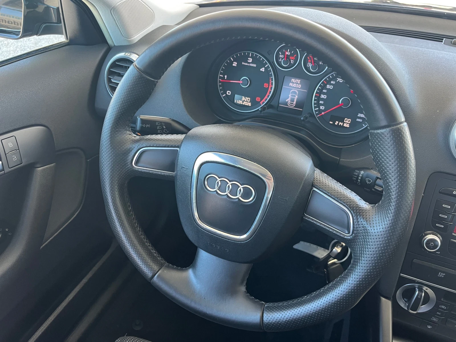 Audi A3 2.0 TDI Quattro, снимка 9 - Автомобили и джипове - 54552184