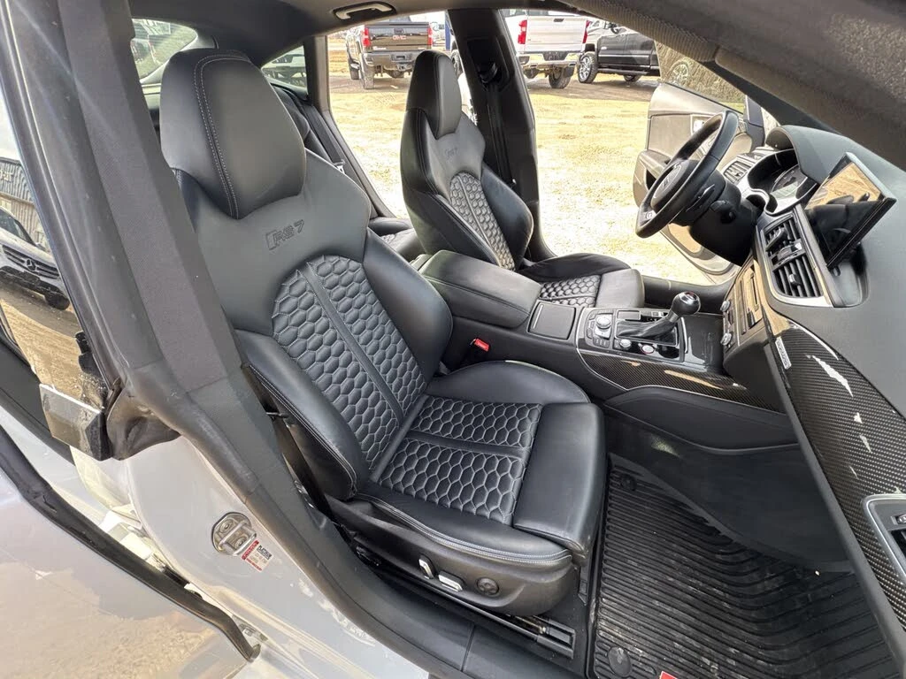 Audi Rs7 4.0T quattro Performance Prestige AWD, снимка 16 - Автомобили и джипове - 54553084