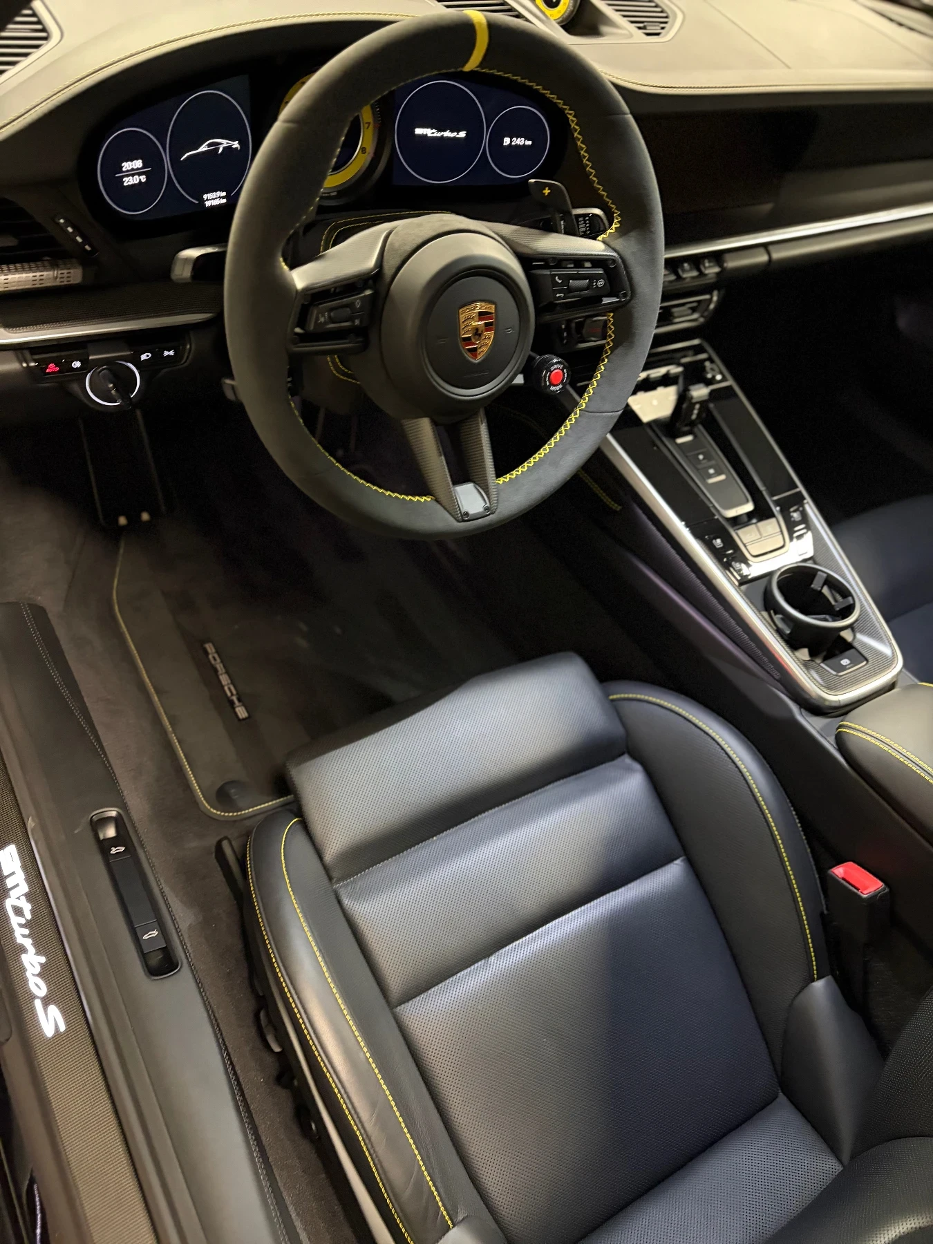 Porsche 911 Turbo S /в гаранция/ , снимка 5 - Автомобили и джипове - 54586458