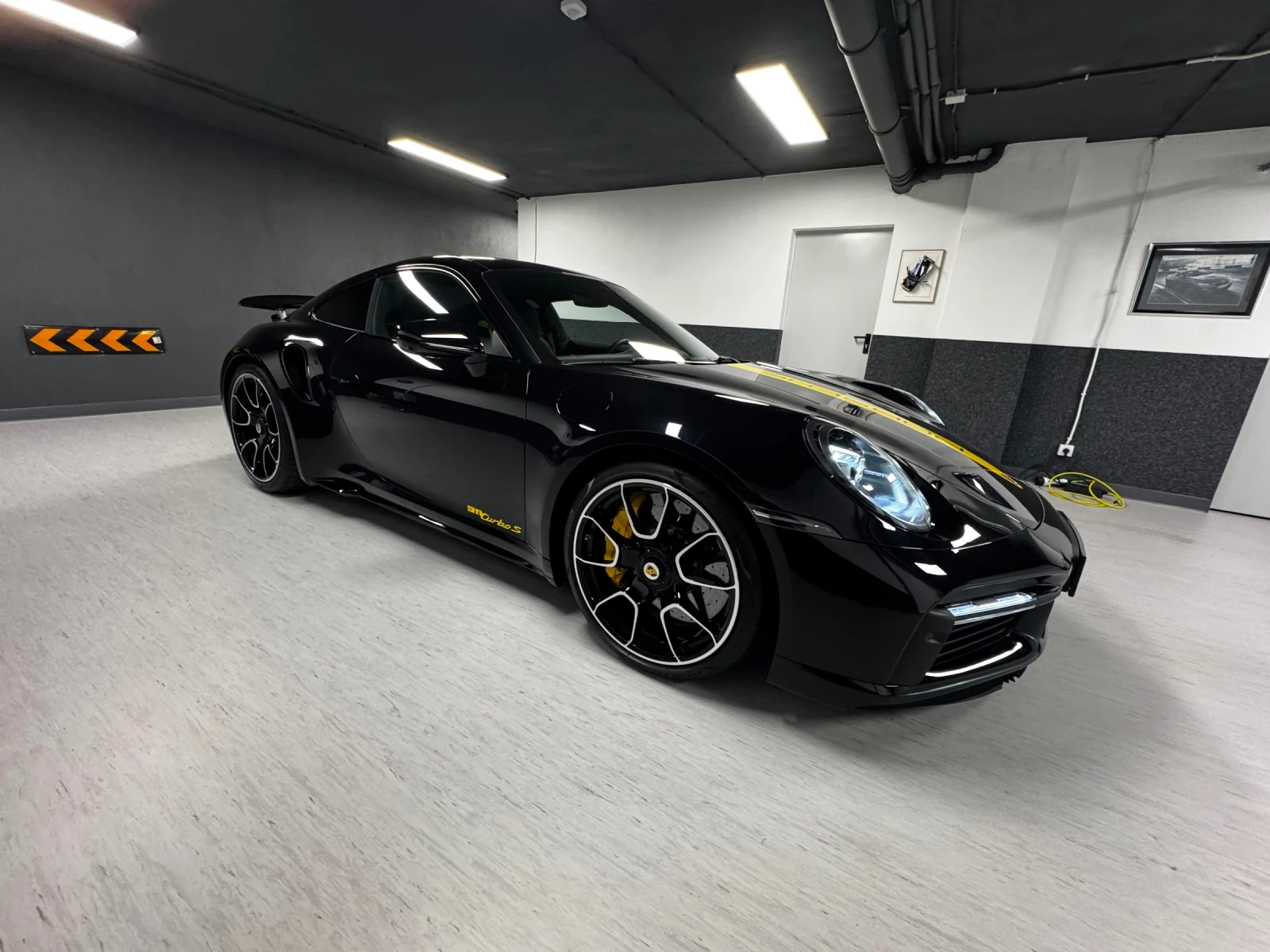 Porsche 911 Turbo S /в гаранция/ , снимка 3 - Автомобили и джипове - 54586458