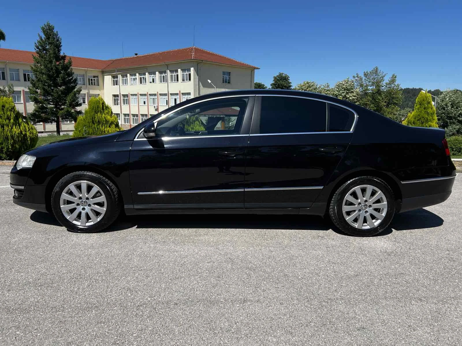 VW Passat, снимка 8 - Автомобили и джипове - 54667307