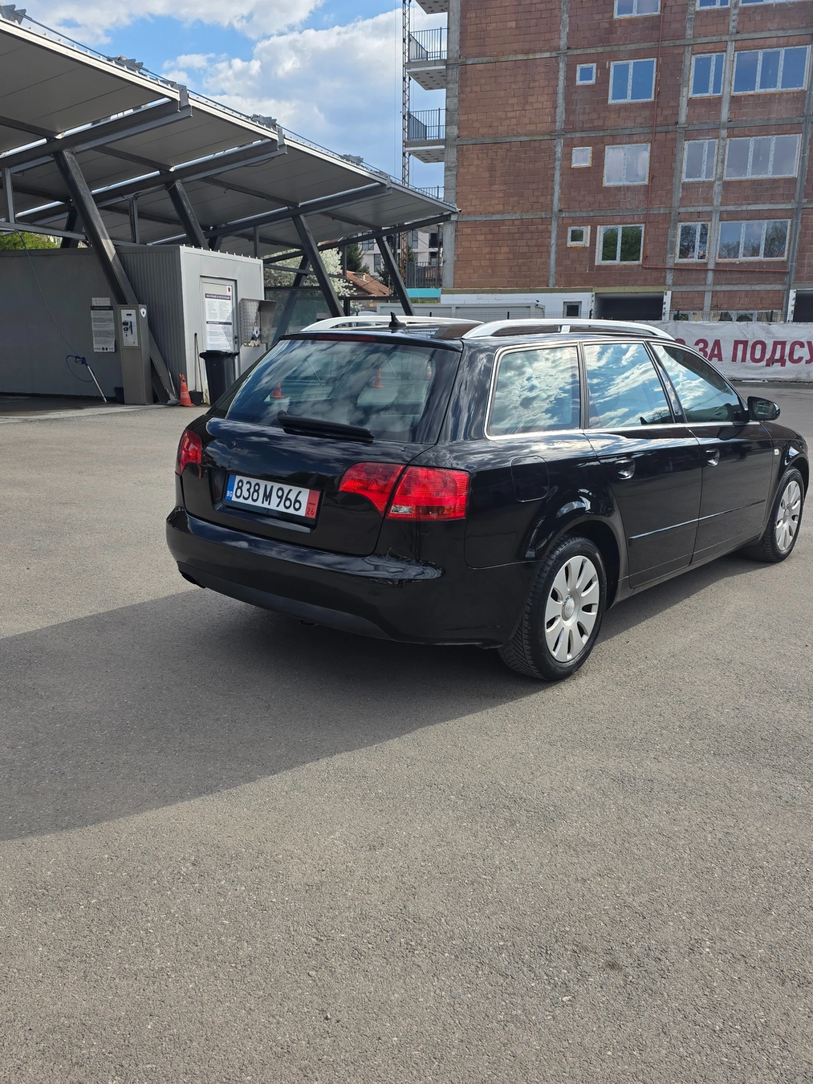 Audi A4 2.0TDI Avtomatic, снимка 6 - Автомобили и джипове - 54680586