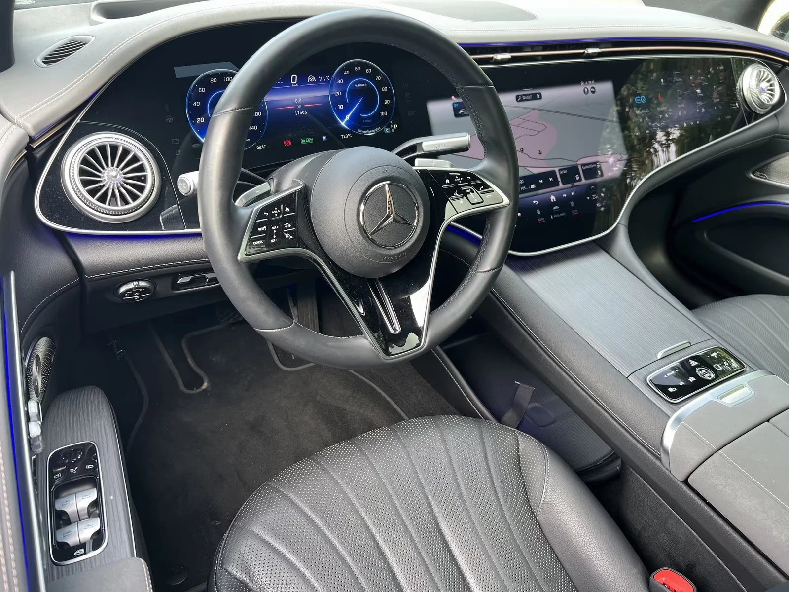Mercedes-Benz 500 350 AMG/292HP/PREMIUM/PANO/360/BURM/HUD/578q, снимка 7 - Автомобили и джипове - 55586981