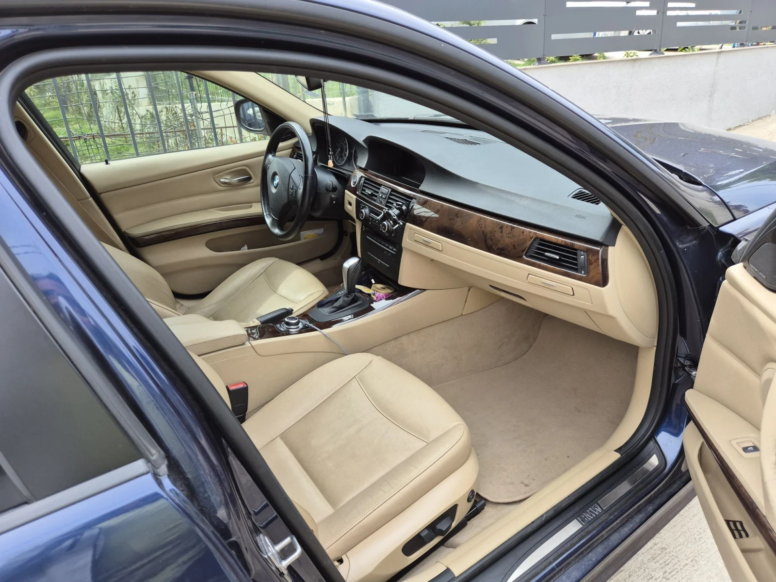 BMW 328 E90 328xi, снимка 10 - Автомобили и джипове - 55627274