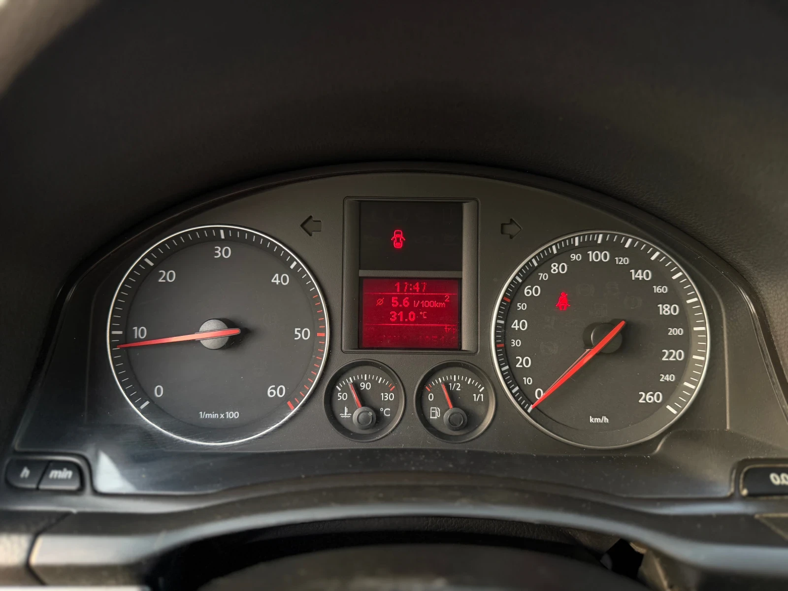 VW Jetta 1.9 TDi ~BKC~, снимка 8 - Автомобили и джипове - 55873619