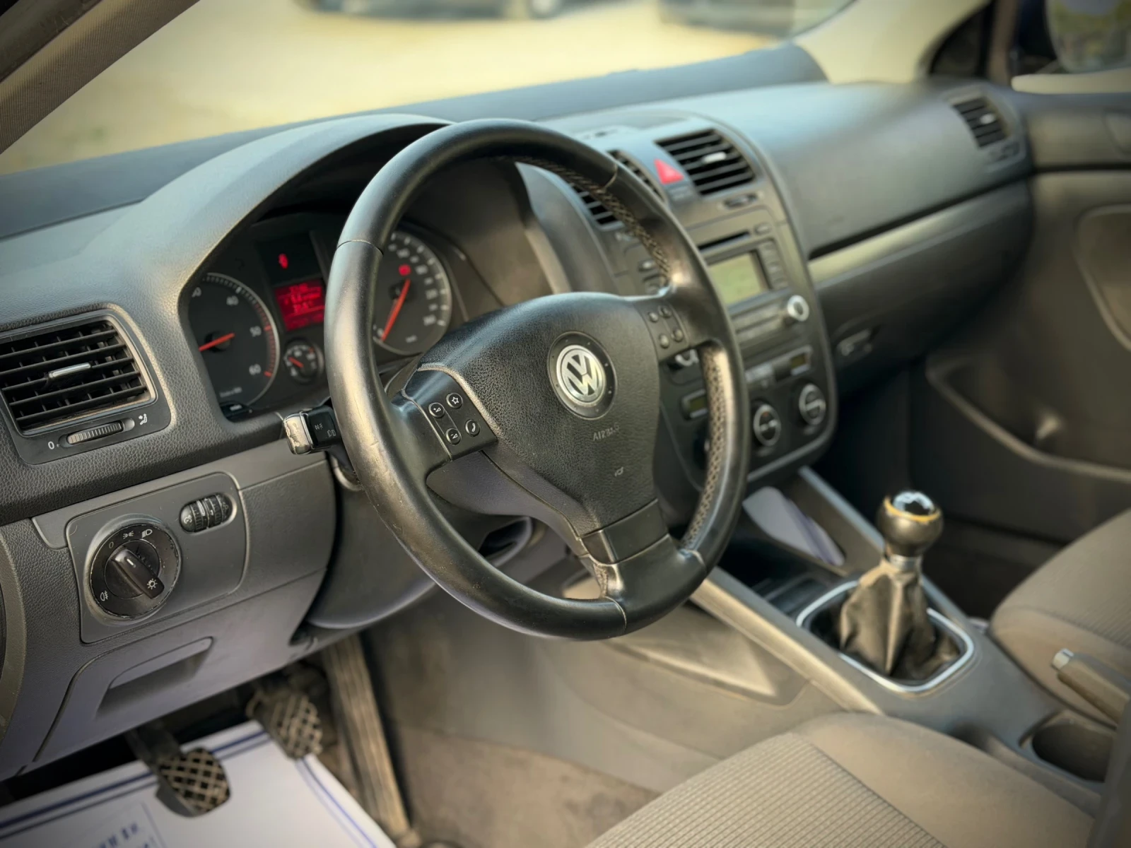 VW Jetta 1.9 TDi ~BKC~, снимка 7 - Автомобили и джипове - 55873619