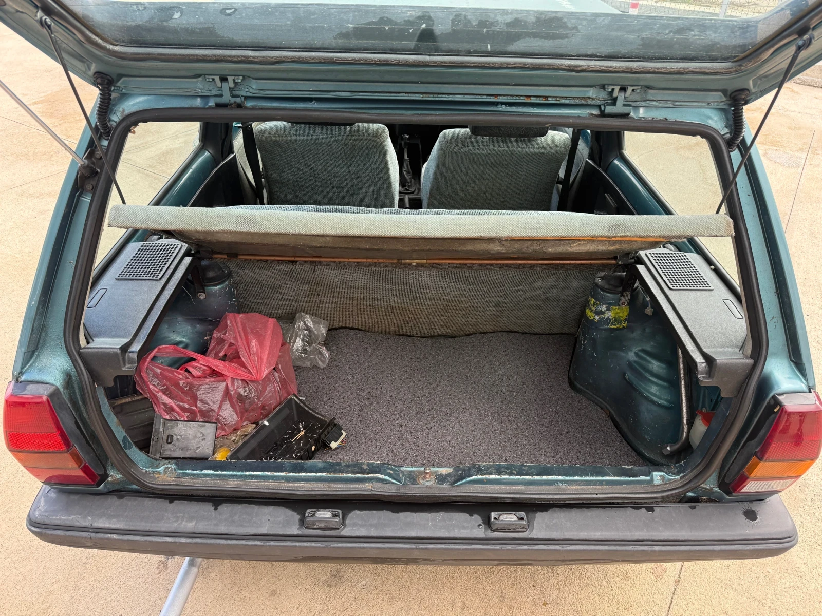 VW Polo MK2, снимка 9 - Автомобили и джипове - 56201679