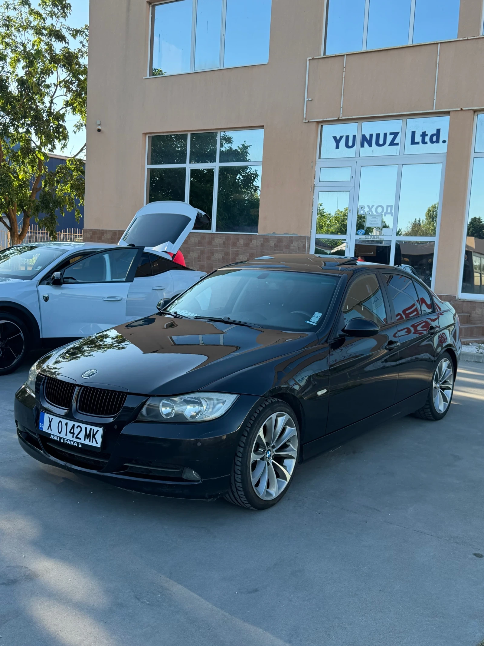 BMW 320, снимка 5 - Автомобили и джипове - 56417438