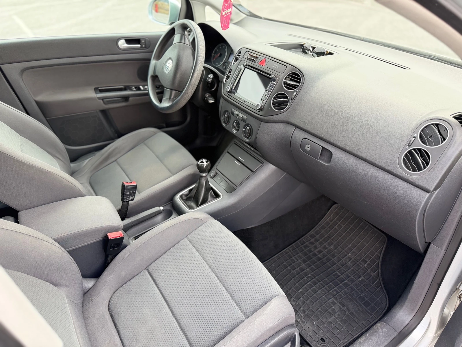 VW Golf Plus 1.6 Газ - Бензин, снимка 11 - Автомобили и джипове - 56524278