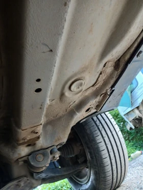Honda Hr-v Без ръжди 4х4 нови гуми!, снимка 16