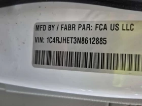 Jeep Grand cherokee SUMMIT| HUD| 360| AMBIENT| PANO| 2 КЛЮЧА  - 34400 € / 67280.55 лв. - 35906721 15