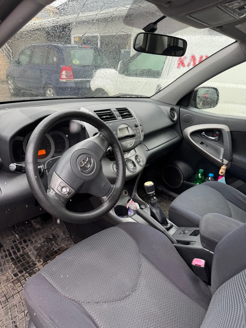 Toyota Rav4, снимка 5 - Автомобили и джипове - 49168241