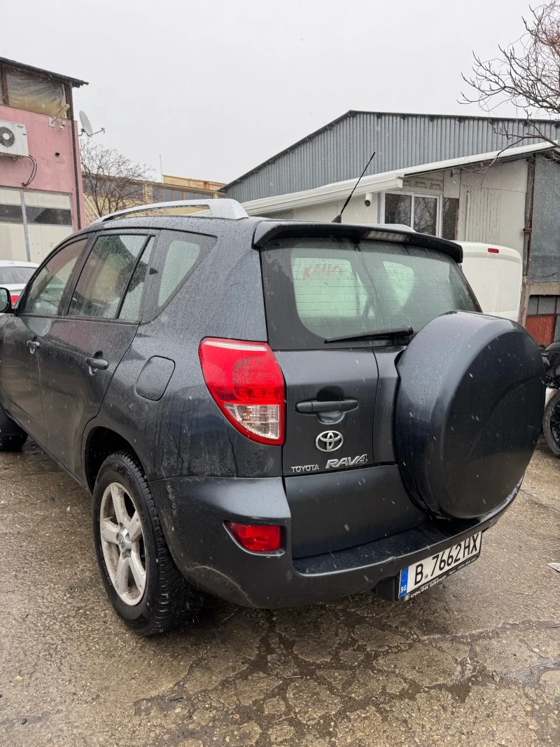 Toyota Rav4, снимка 4 - Автомобили и джипове - 49168241