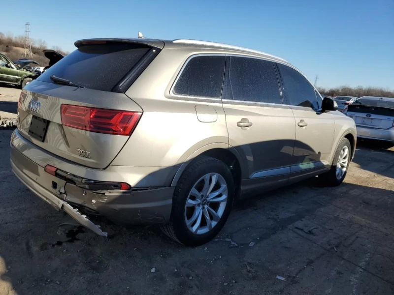 Audi Q7, снимка 4 - Автомобили и джипове - 49290110