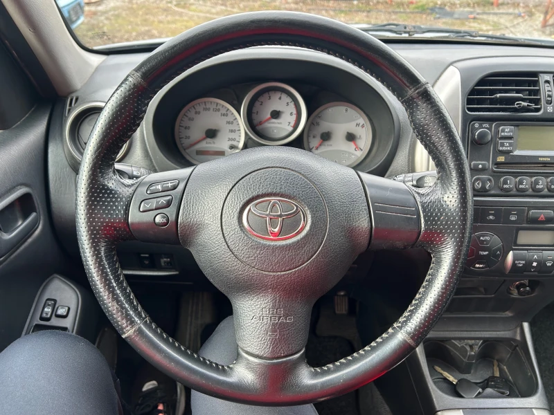 Toyota Rav4, снимка 7 - Автомобили и джипове - 49301186